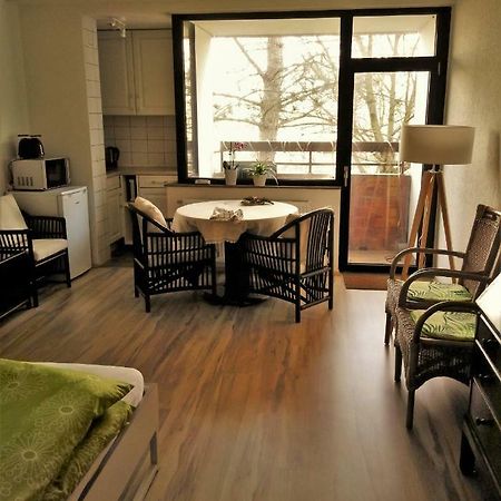 Ruhiges Apt. Direkt Am Naherholungsgebiet Mit Seeblick, Zentrum 5Min, Messe 18Min Norimberga Esterno foto
