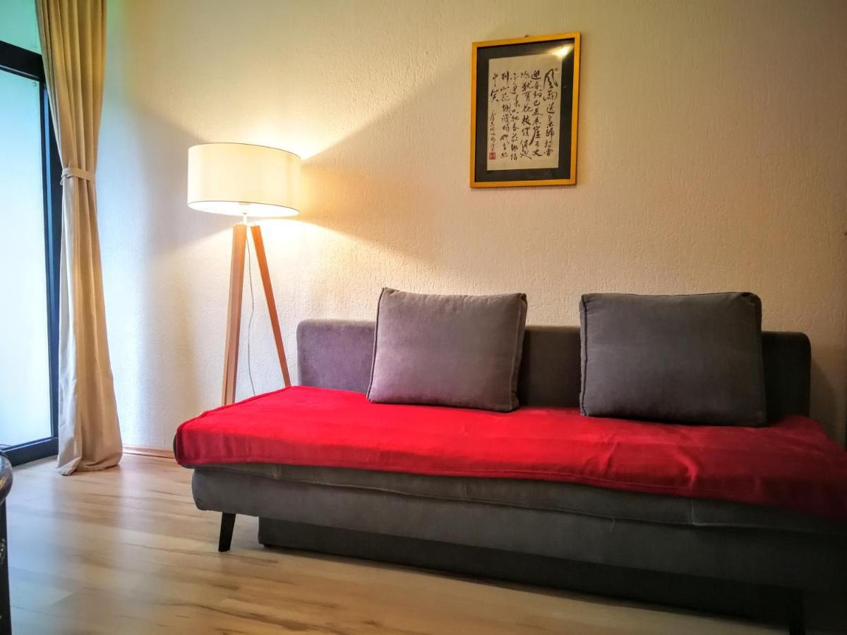 Ruhiges Apt. Direkt Am Naherholungsgebiet Mit Seeblick, Zentrum 5Min, Messe 18Min Norimberga Esterno foto