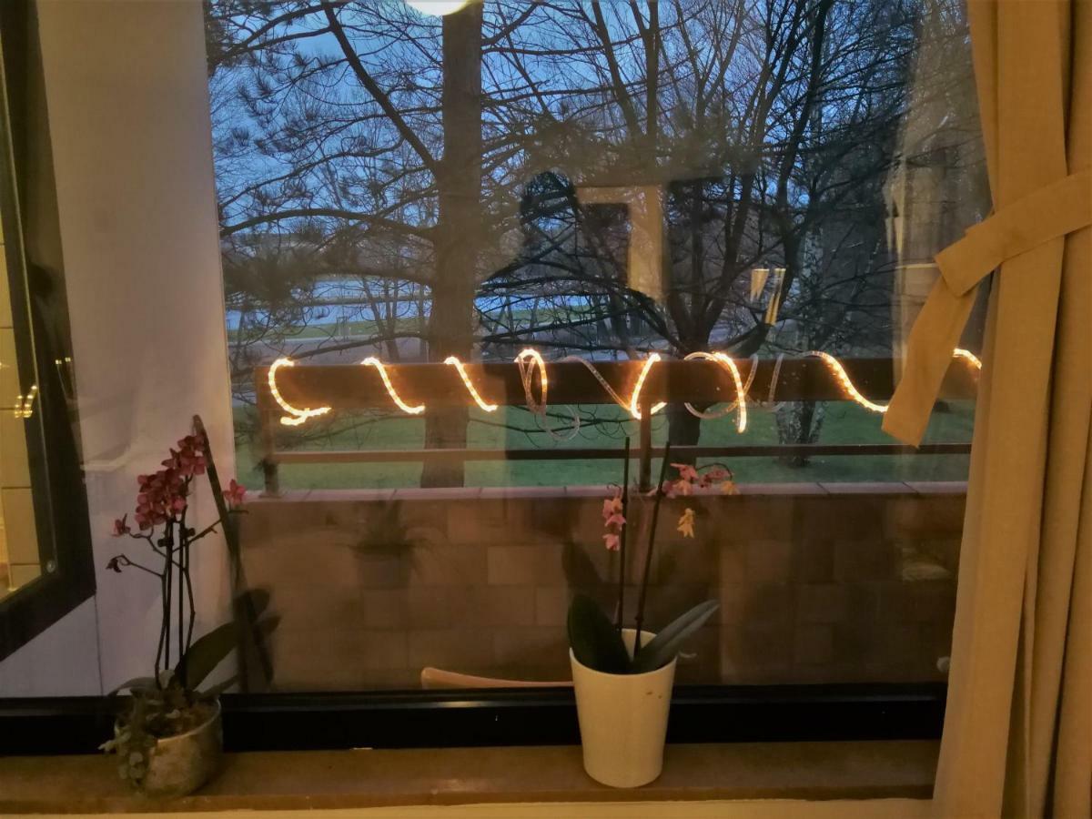 Ruhiges Apt. Direkt Am Naherholungsgebiet Mit Seeblick, Zentrum 5Min, Messe 18Min Norimberga Esterno foto